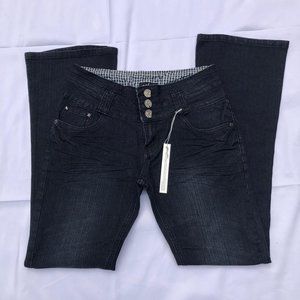 Size 5 Macy’s Junior Jeans Bootcut NWT